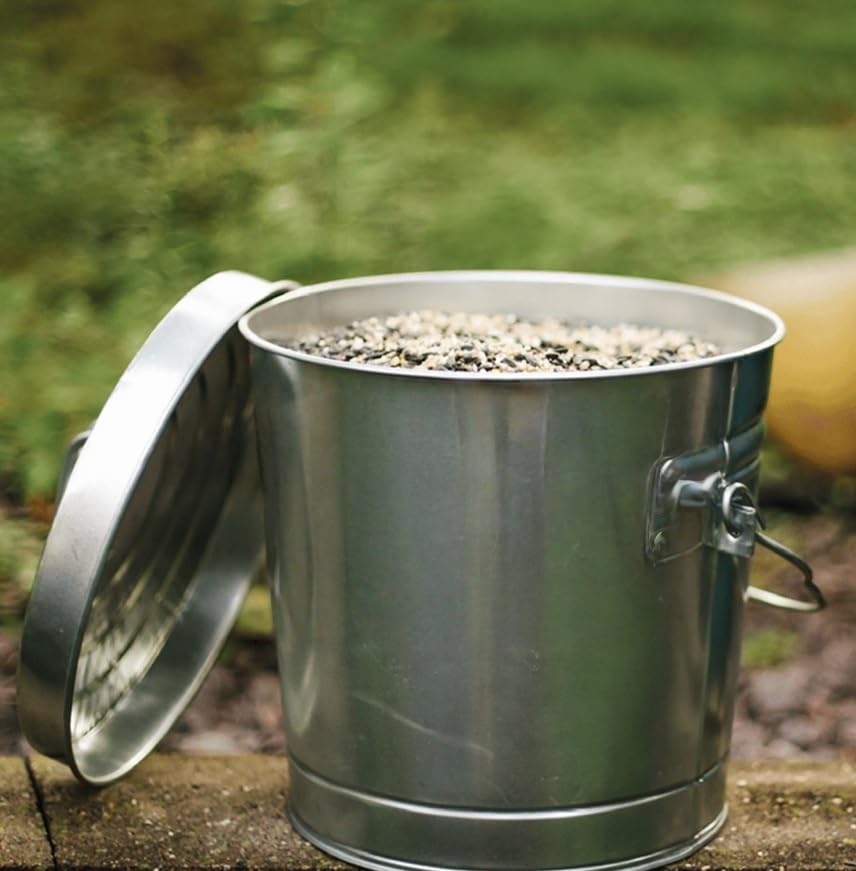 6 Gallon Galvanized Steel Storage Can with Locking Lid K7955