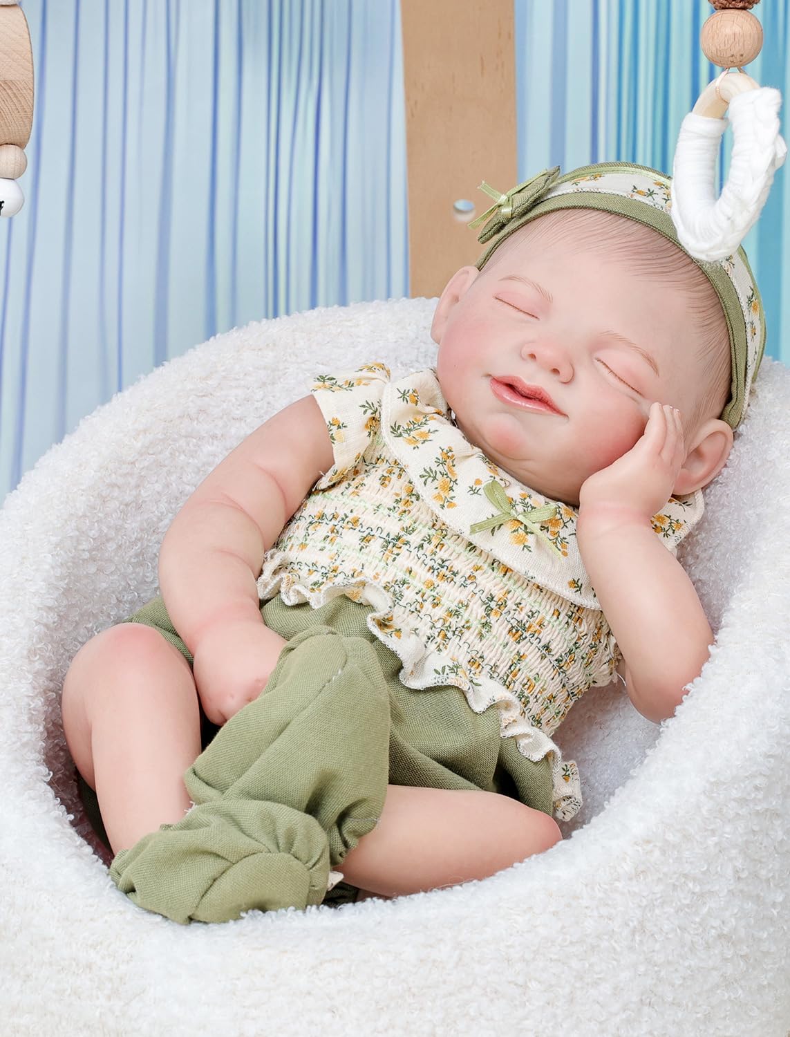 Realistic 20 Inch Baby Doll with Accessories O7047